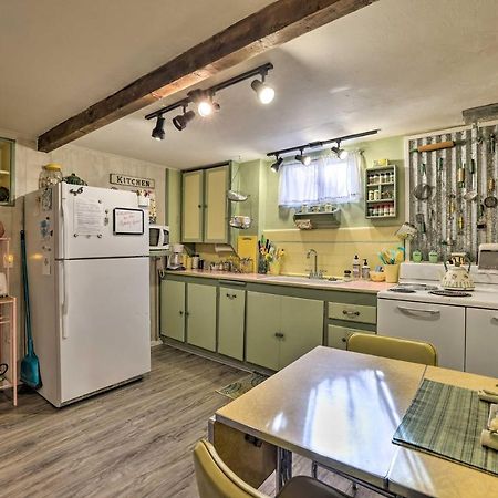 Cozy And Vintage Cedar City Apartment With Fire Pit! Экстерьер фото