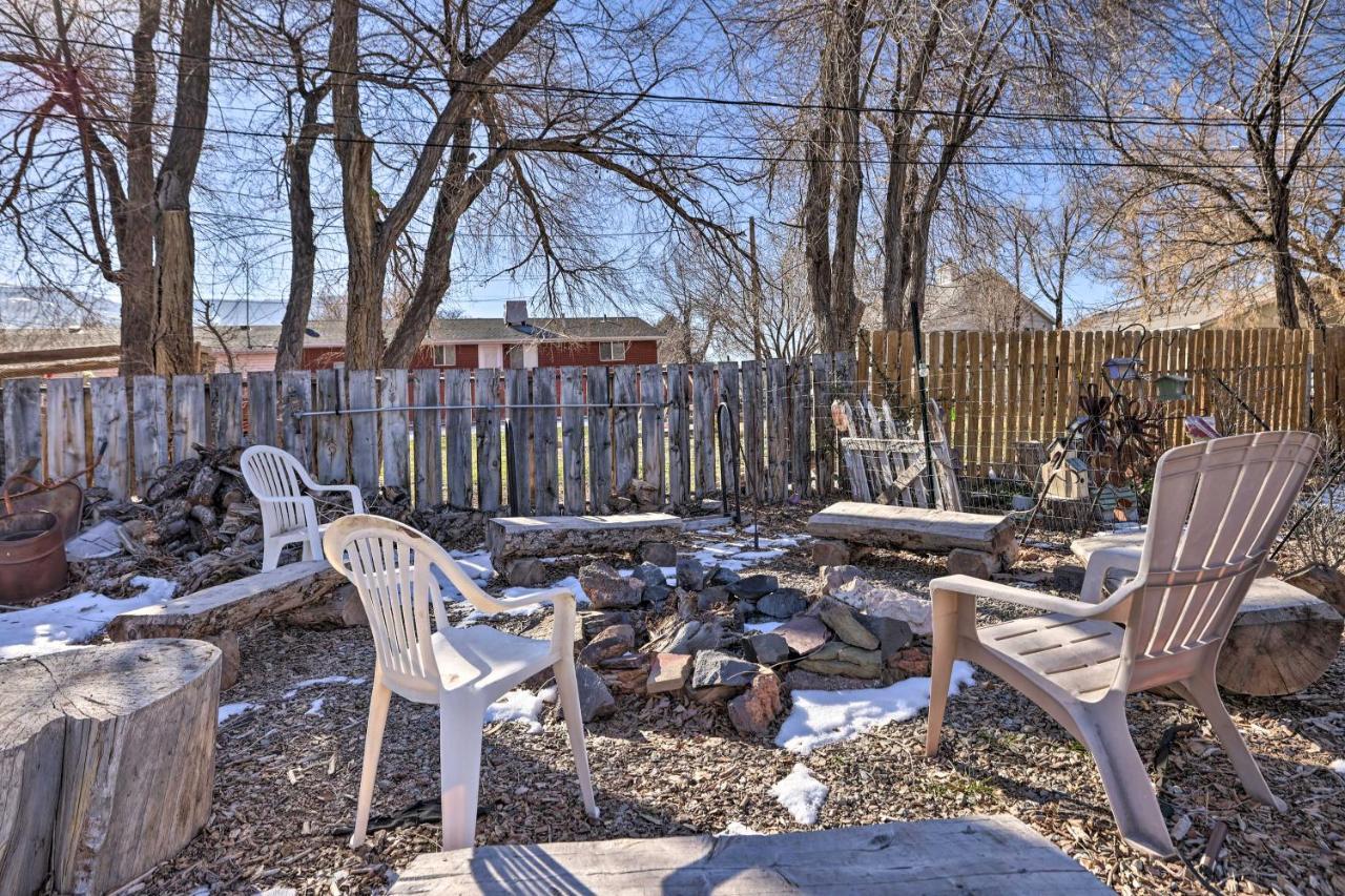 Cozy And Vintage Cedar City Apartment With Fire Pit! Экстерьер фото