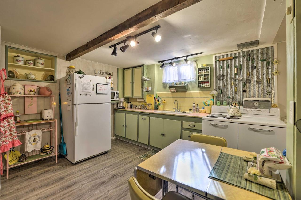 Cozy And Vintage Cedar City Apartment With Fire Pit! Экстерьер фото